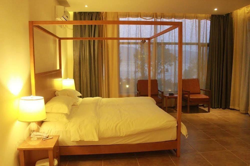 Magpies Habitat Erhai Resort Hotel Dengchuan Eksteriør billede